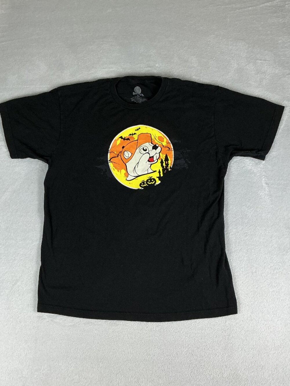 Buc-ee's Shirt Men's XL Black Let's Boo This Halloween Graphic Tee Back Print.